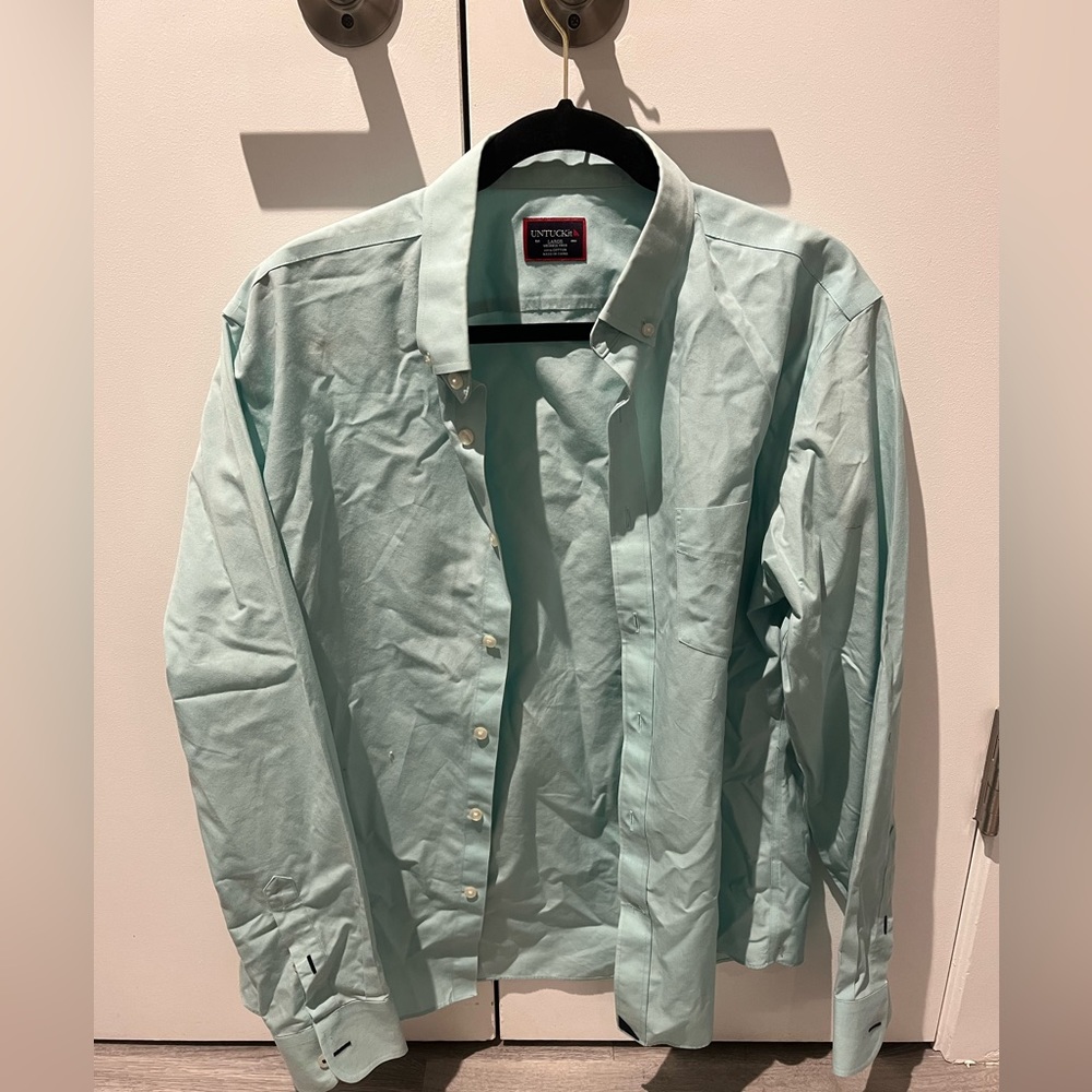 Untuckit Button Down
